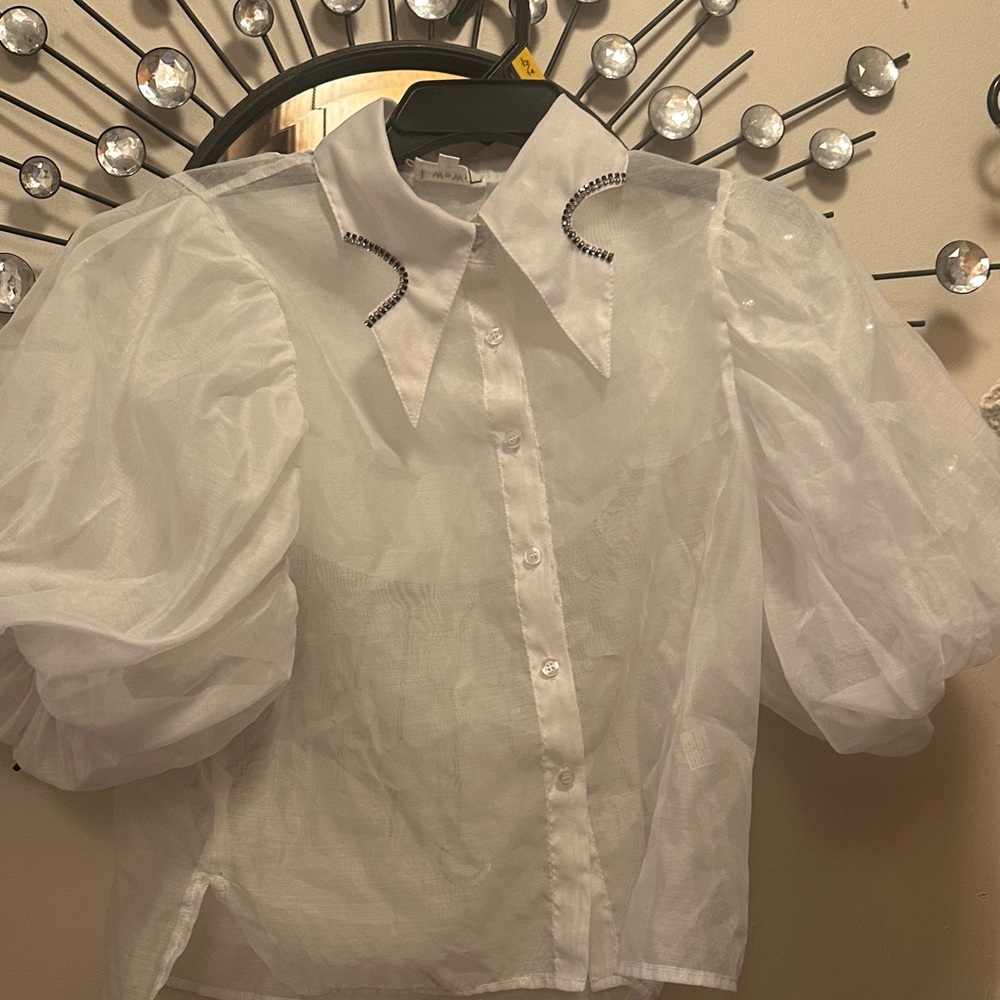 Elegant White Puff Sleeve Blouse